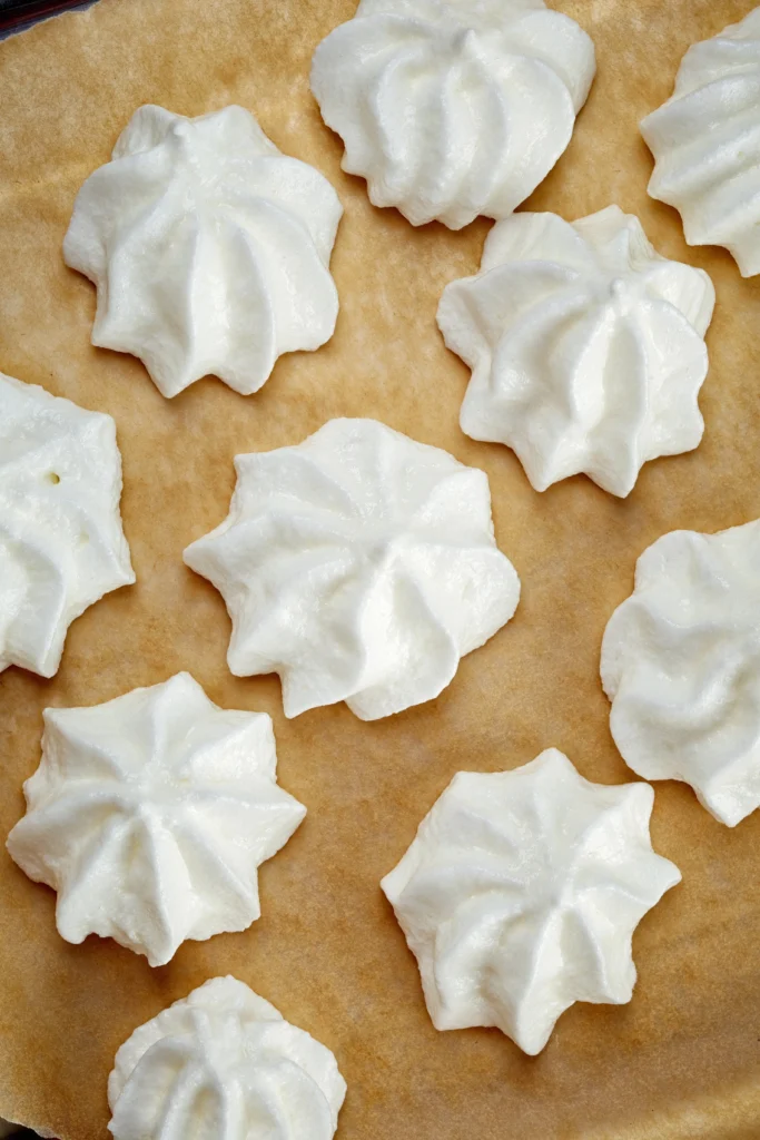 White Hungarian meringue cookies (habcsók)